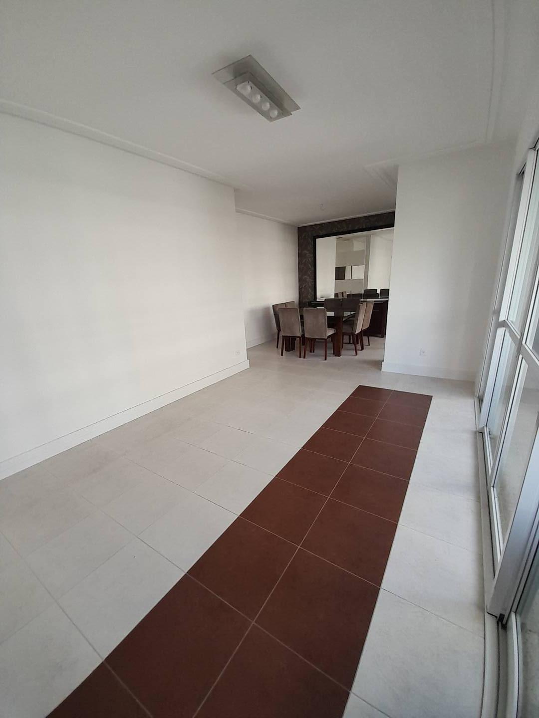 Apartamento à venda com 4 quartos, 162m² - Foto 5