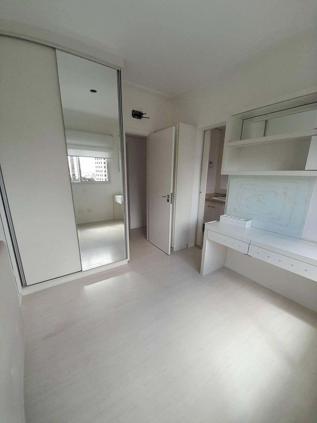 Apartamento à venda com 4 quartos, 162m² - Foto 9