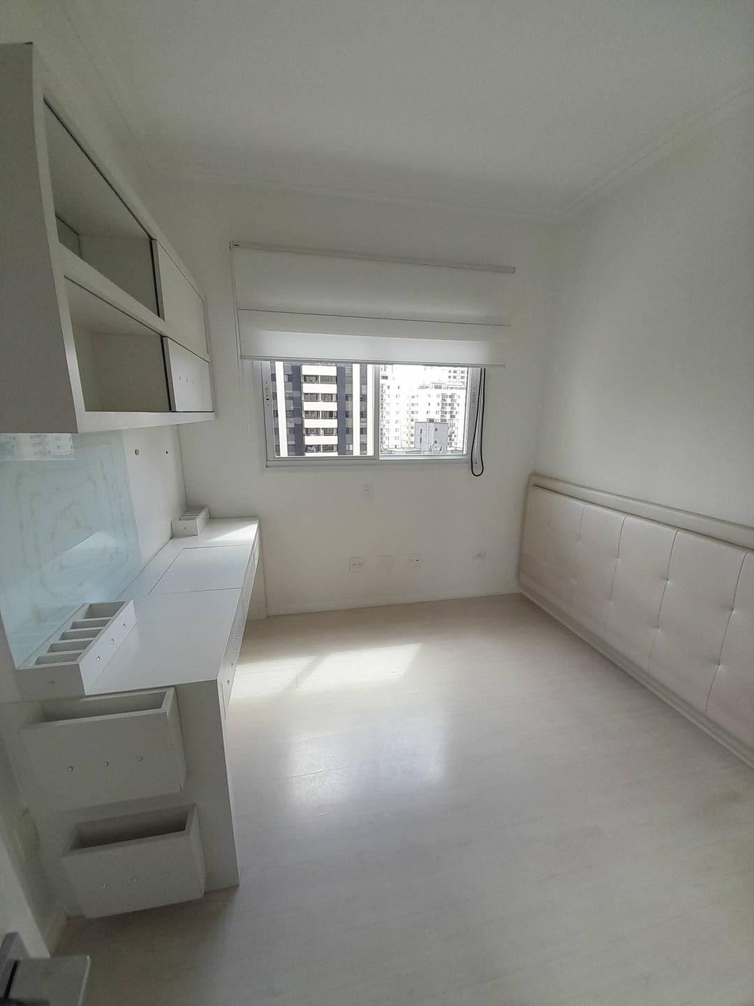 Apartamento à venda com 4 quartos, 162m² - Foto 10