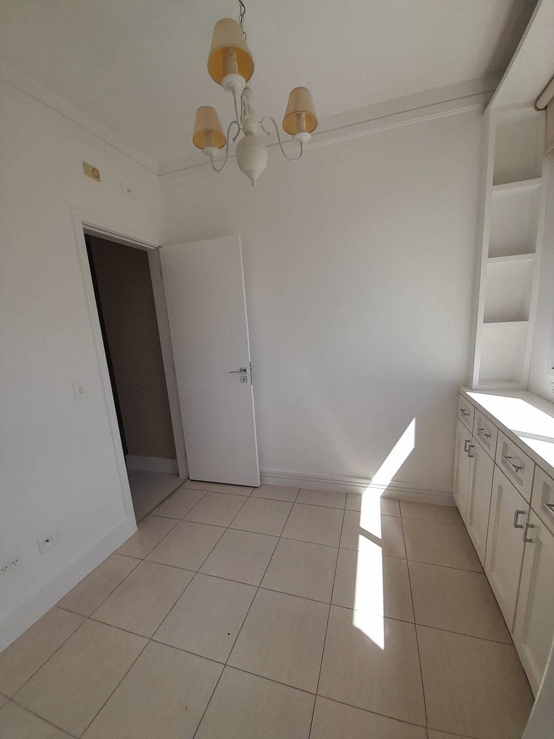 Apartamento à venda com 4 quartos, 162m² - Foto 35