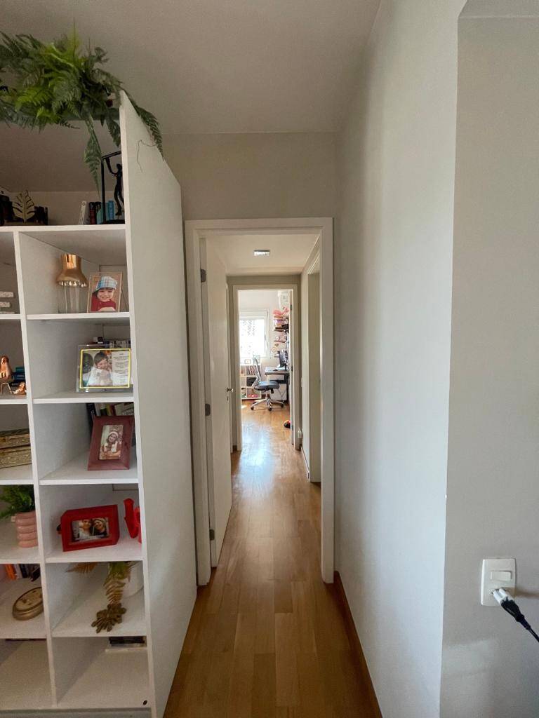 Apartamento para alugar com 3 quartos, 134m² - Foto 10