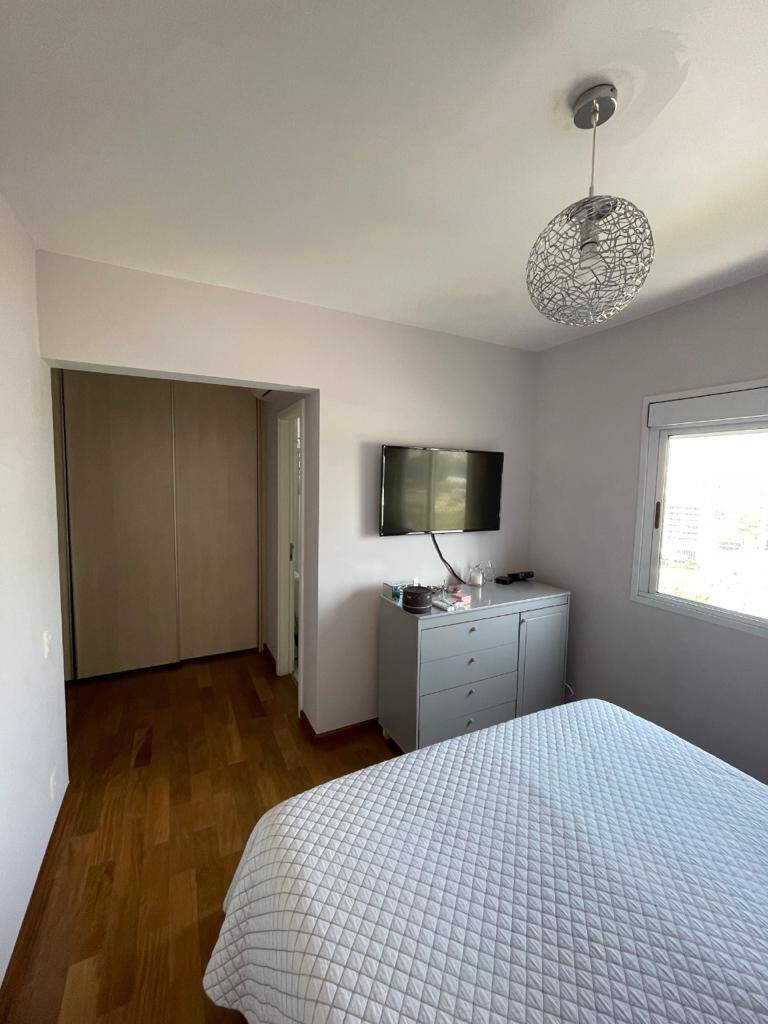 Apartamento para alugar com 3 quartos, 134m² - Foto 17