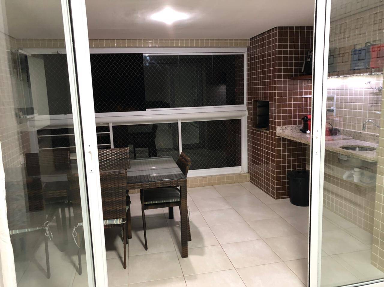 Apartamento à venda com 2 quartos, 79m² - Foto 11