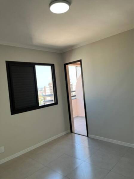 Apartamento à venda com 3 quartos, 169m² - Foto 17