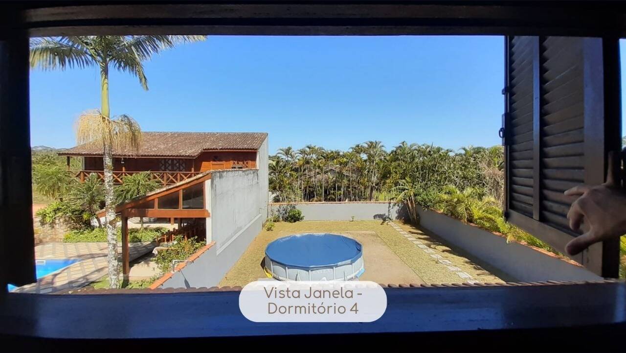 Casa à venda com 5 quartos, 168m² - Foto 15