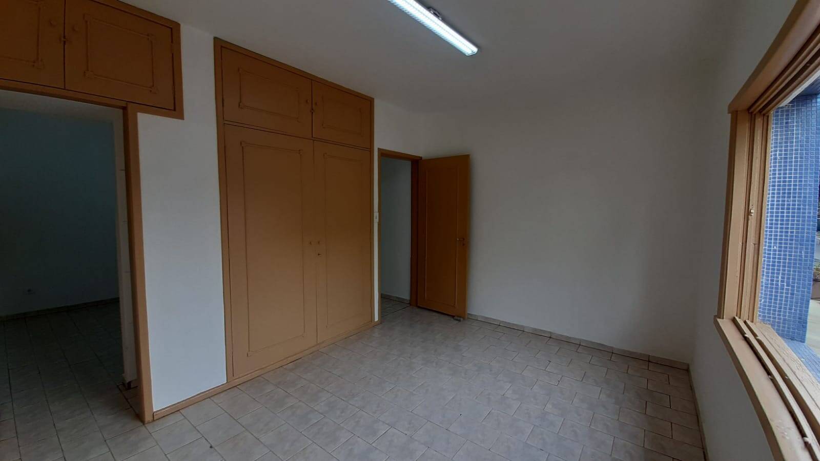 Casa à venda com 4 quartos, 250m² - Foto 13