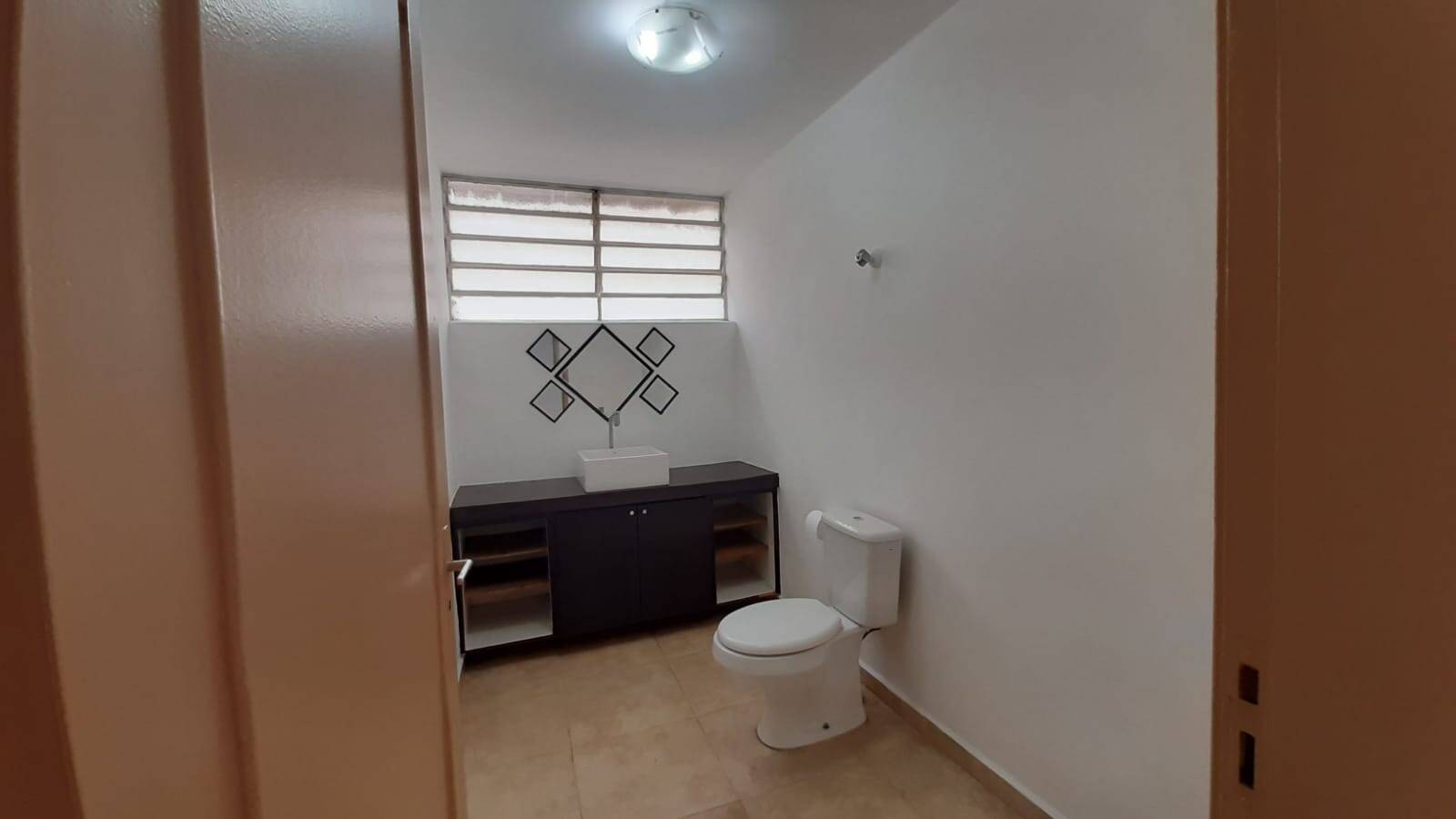 Casa à venda com 4 quartos, 250m² - Foto 18