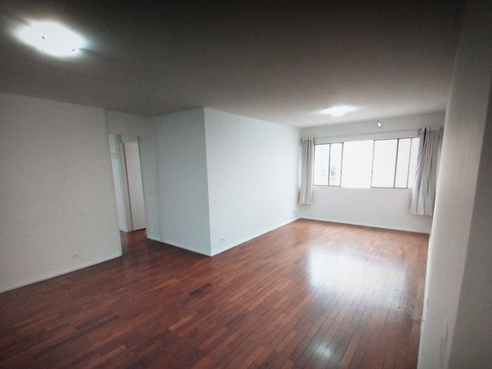 Apartamento para alugar com 3 quartos, 110m² - Foto 5