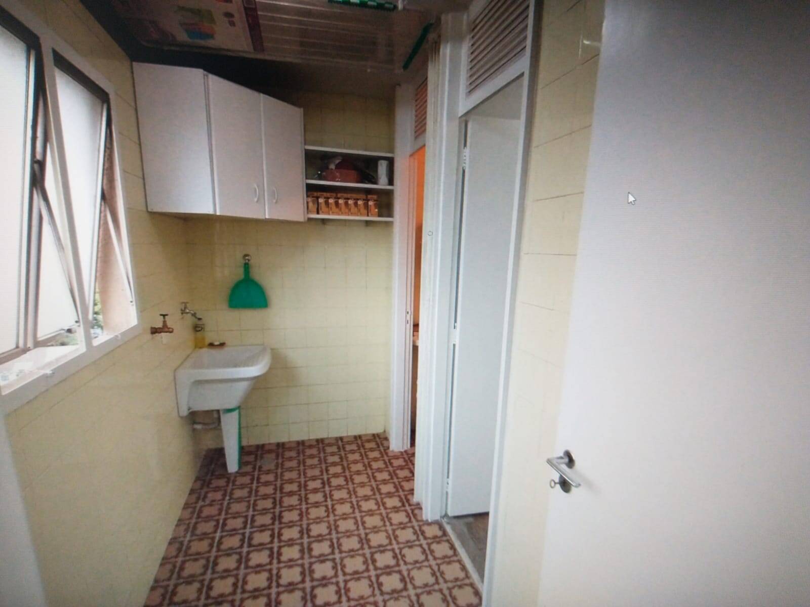 Apartamento para alugar com 3 quartos, 110m² - Foto 14