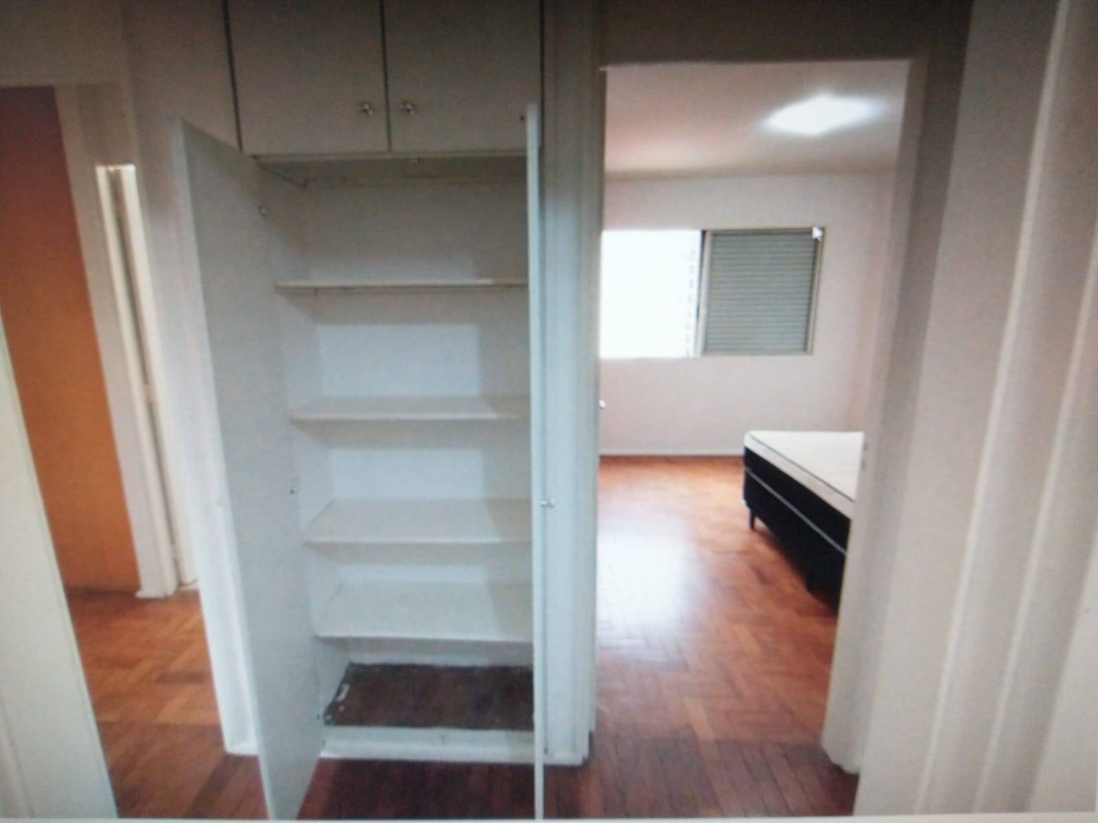 Apartamento para alugar com 3 quartos, 110m² - Foto 20