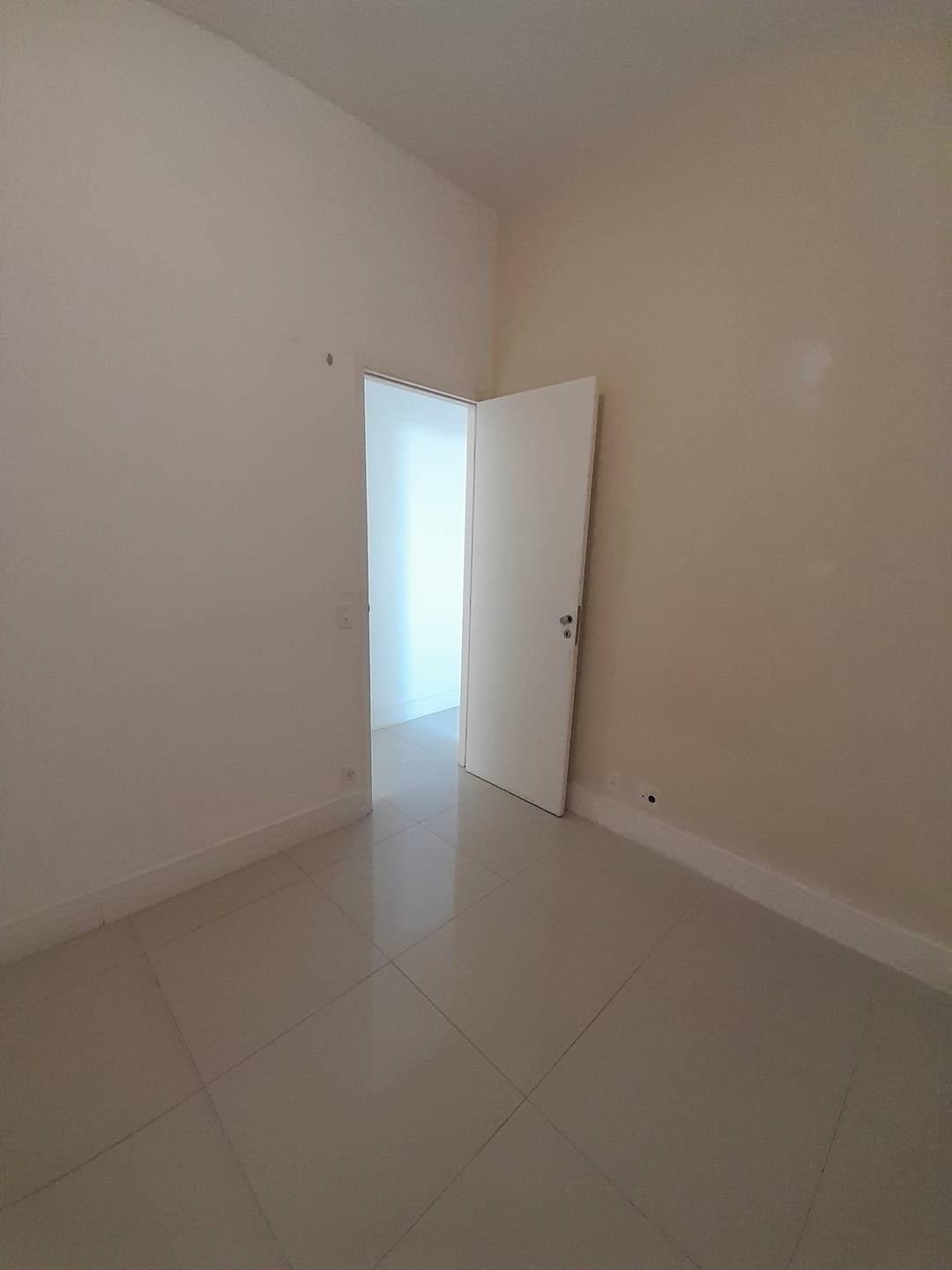 Apartamento à venda com 2 quartos, 50m² - Foto 22