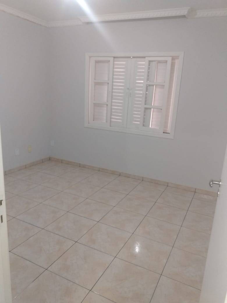 Casa à venda com 2 quartos, 142m² - Foto 13