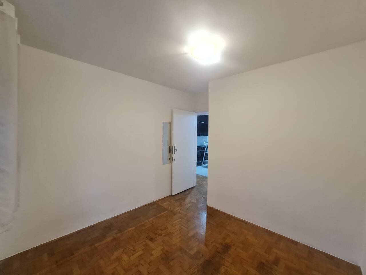 Apartamento à venda com 2 quartos, 56m² - Foto 5