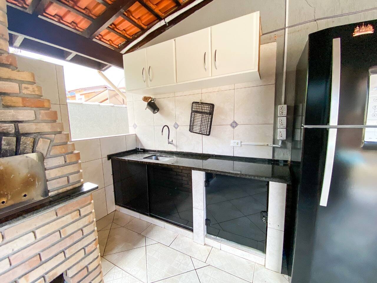 Casa à venda com 5 quartos, 300m² - Foto 13