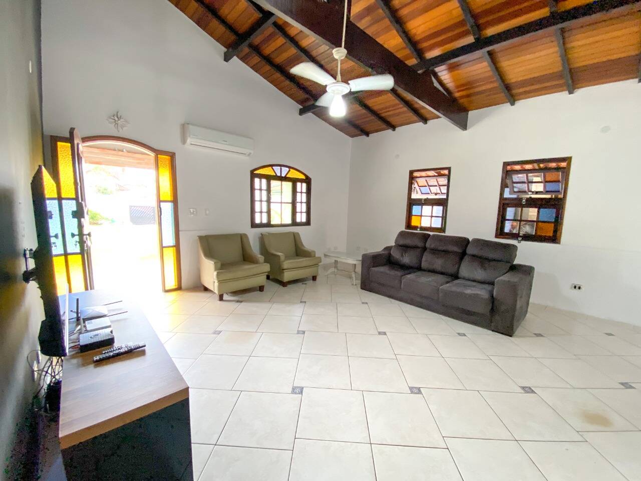 Casa à venda com 5 quartos, 300m² - Foto 16