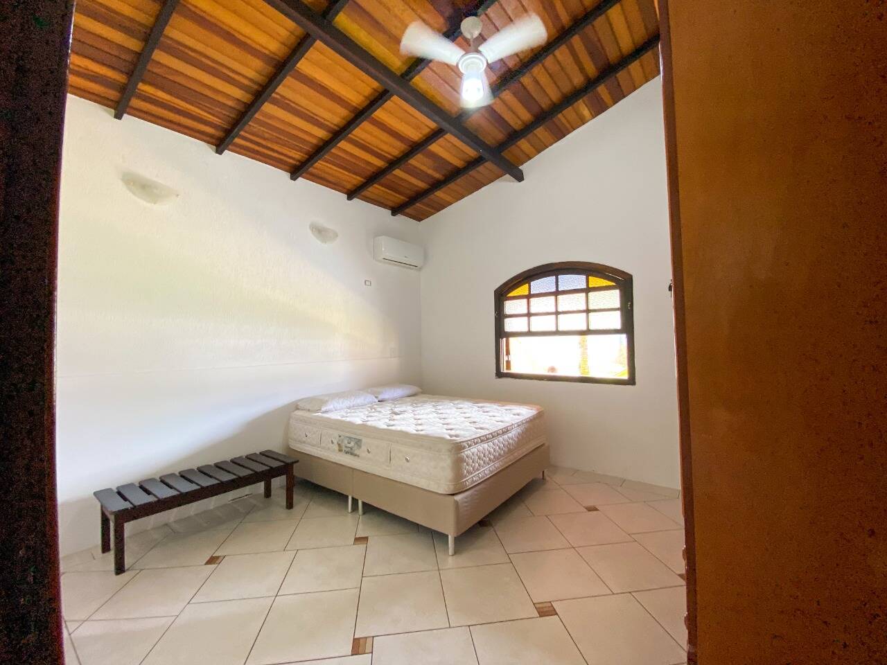 Casa à venda com 5 quartos, 300m² - Foto 31