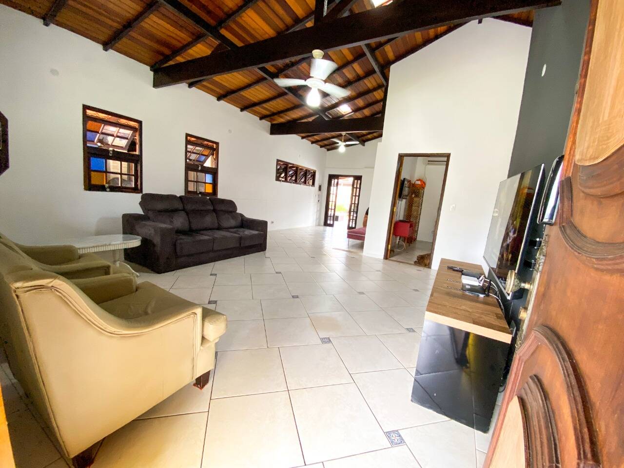 Casa à venda com 5 quartos, 300m² - Foto 41