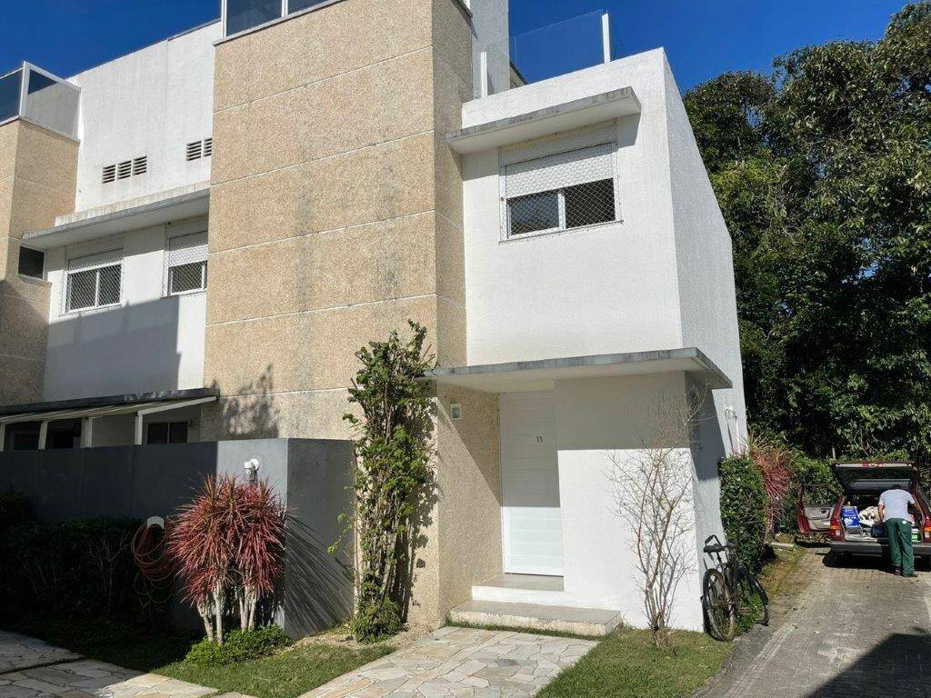 Casa à venda com 4 quartos, 225m² - Foto 6