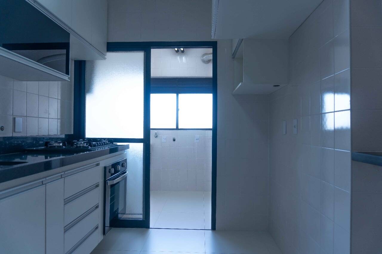 Apartamento à venda com 3 quartos, 95m² - Foto 16