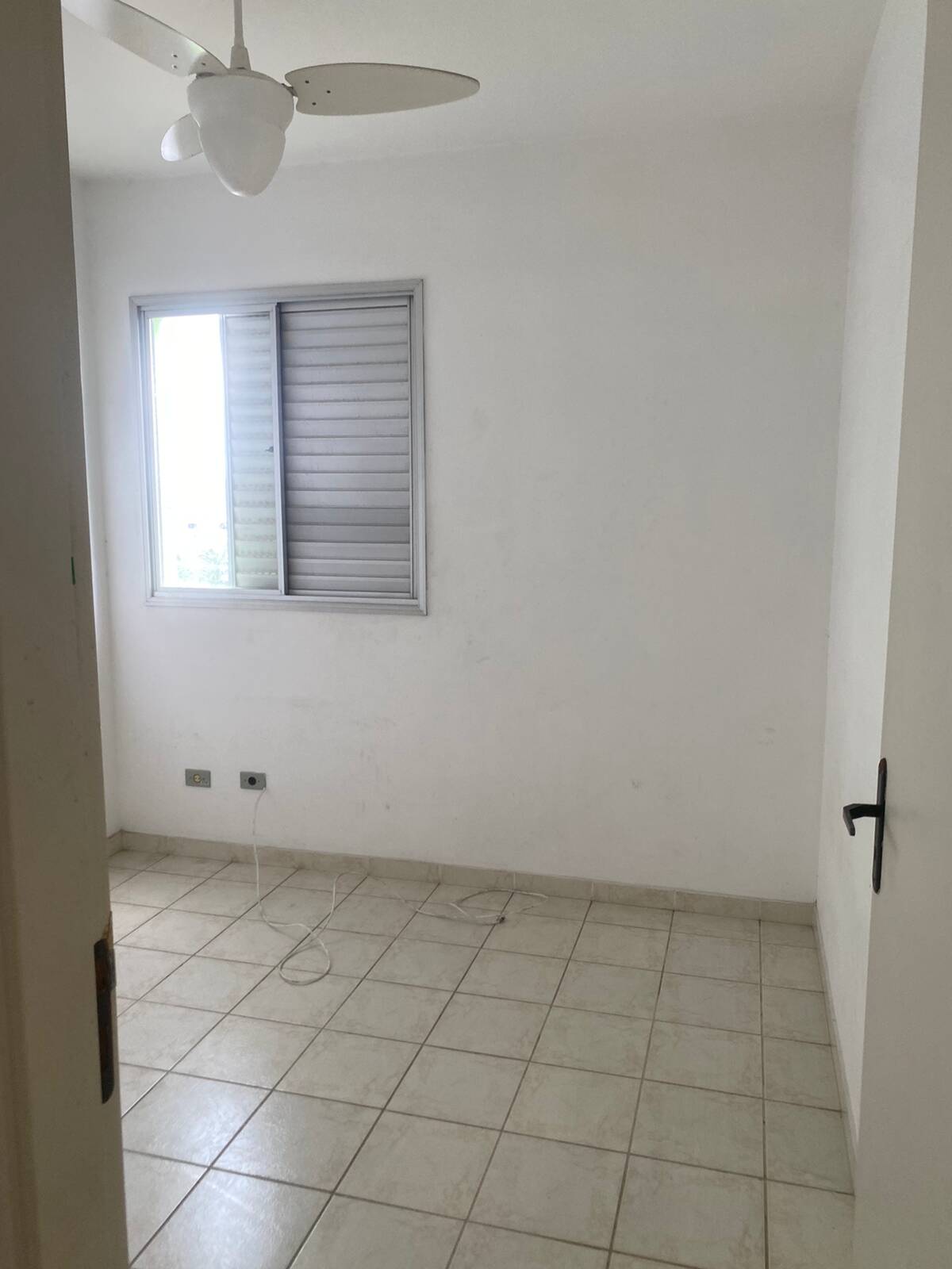 Casa à venda com 3 quartos, 80m² - Foto 7