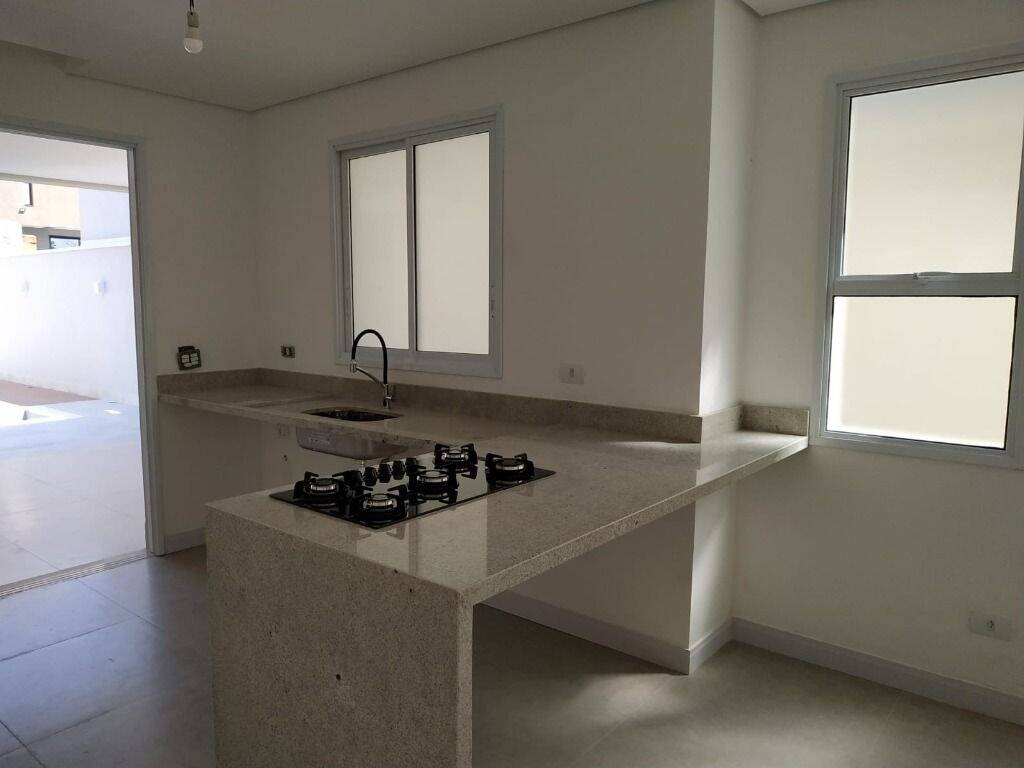 Casa à venda com 3 quartos, 173m² - Foto 7