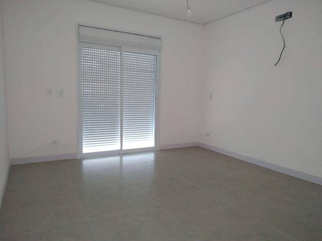 Casa à venda com 3 quartos, 173m² - Foto 13