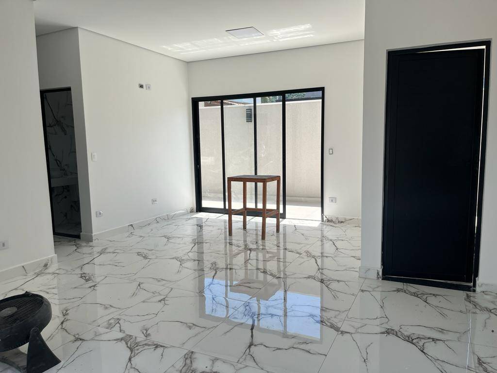 Casa à venda com 3 quartos, 135m² - Foto 3