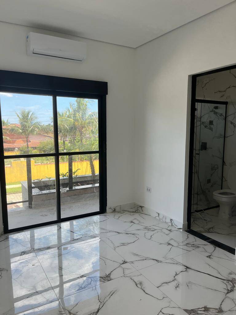 Casa à venda com 3 quartos, 135m² - Foto 9