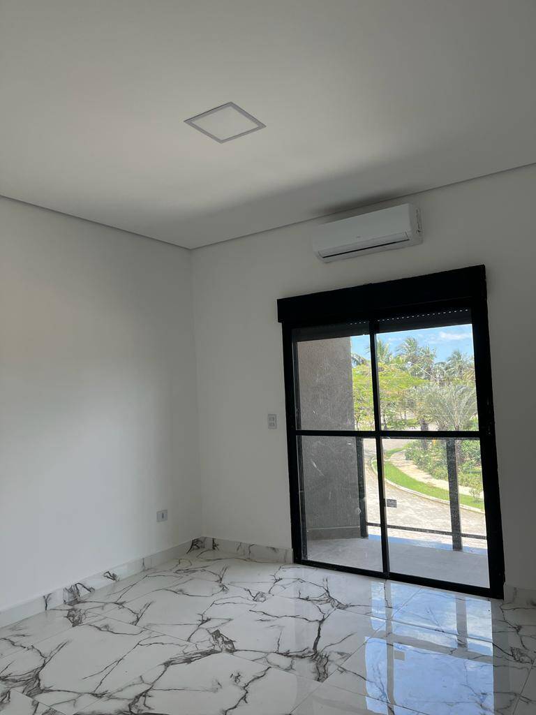 Casa à venda com 3 quartos, 135m² - Foto 14