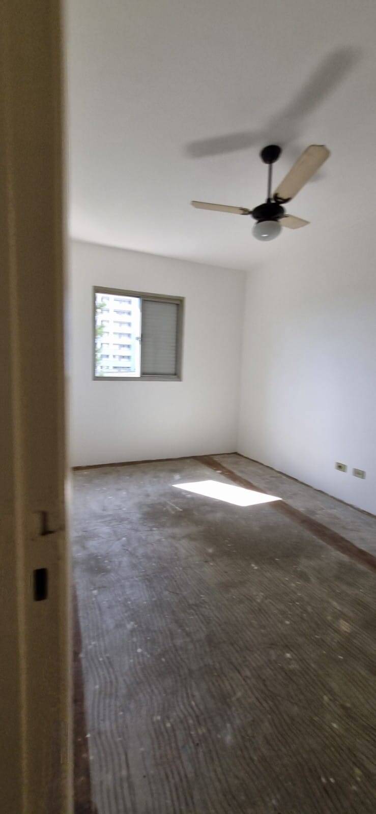 Apartamento à venda com 1 quarto, 67m² - Foto 17