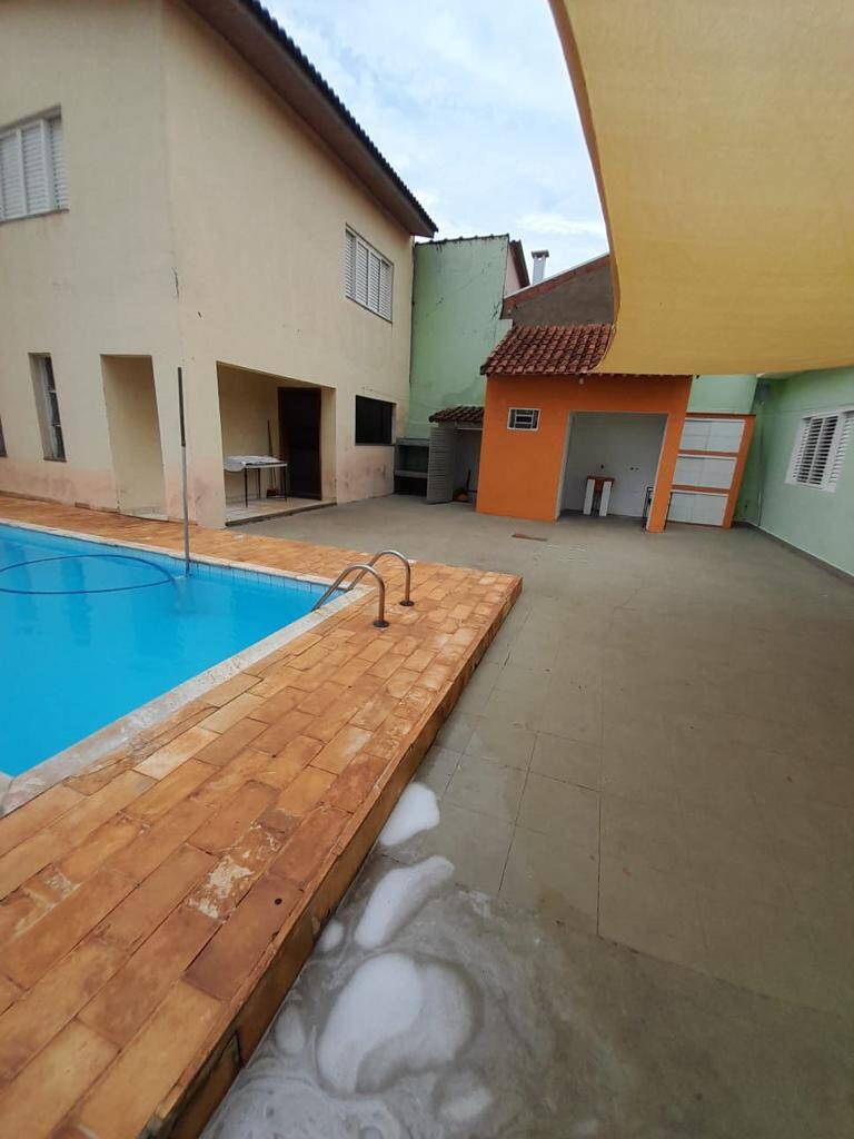 Casa à venda com 3 quartos, 250m² - Foto 24