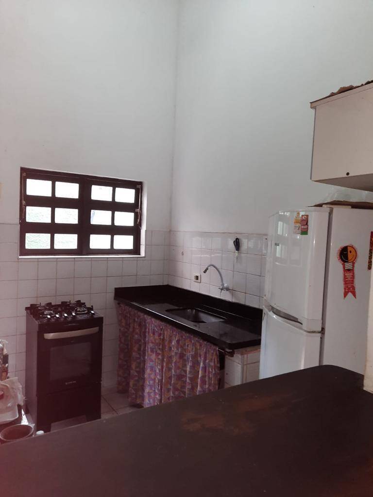 Casa à venda com 2 quartos, 120m² - Foto 13