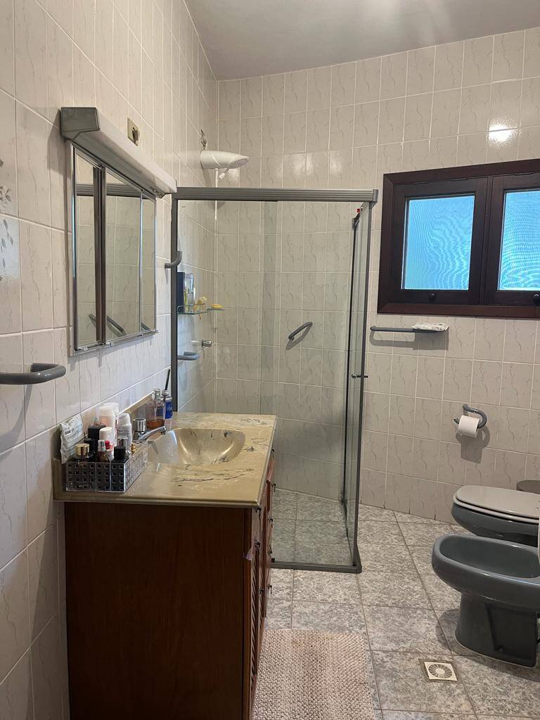 Casa à venda com 6 quartos, 300m² - Foto 6