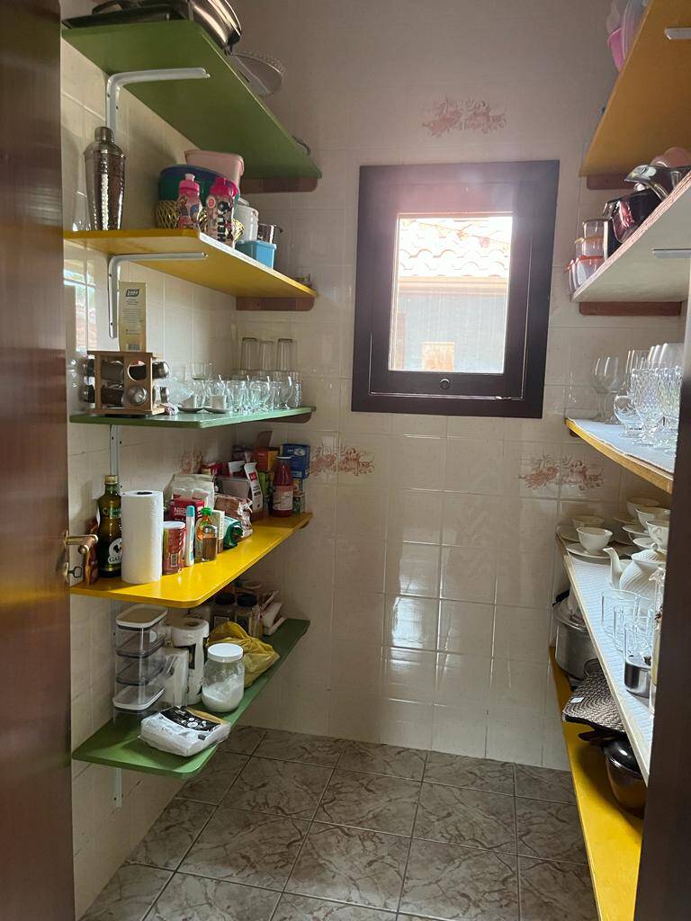 Casa à venda com 6 quartos, 300m² - Foto 23