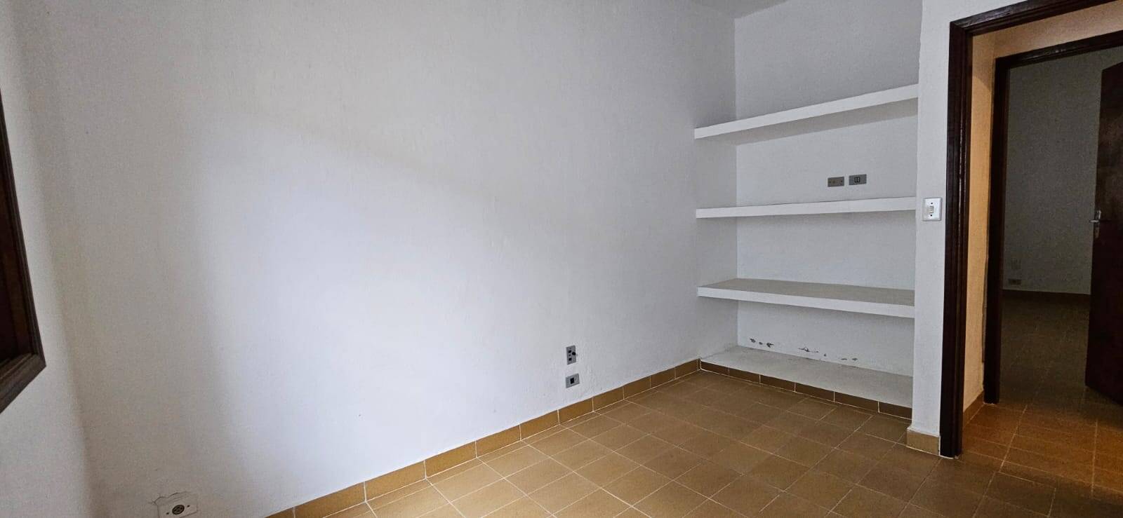 Casa à venda com 4 quartos, 158m² - Foto 14