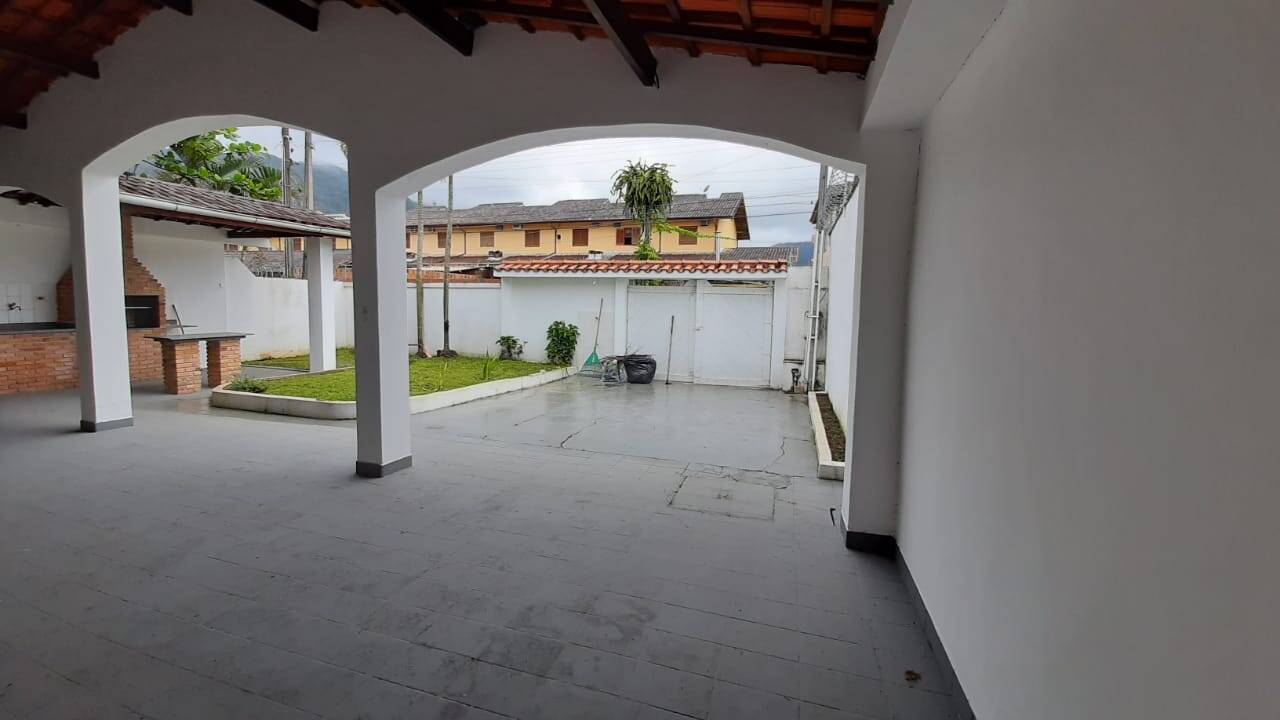 Casa à venda com 4 quartos, 158m² - Foto 27