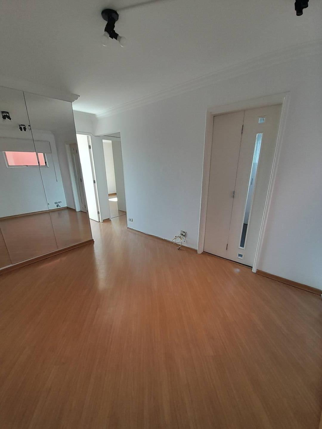 Apartamento à venda com 2 quartos, 50m² - Foto 2