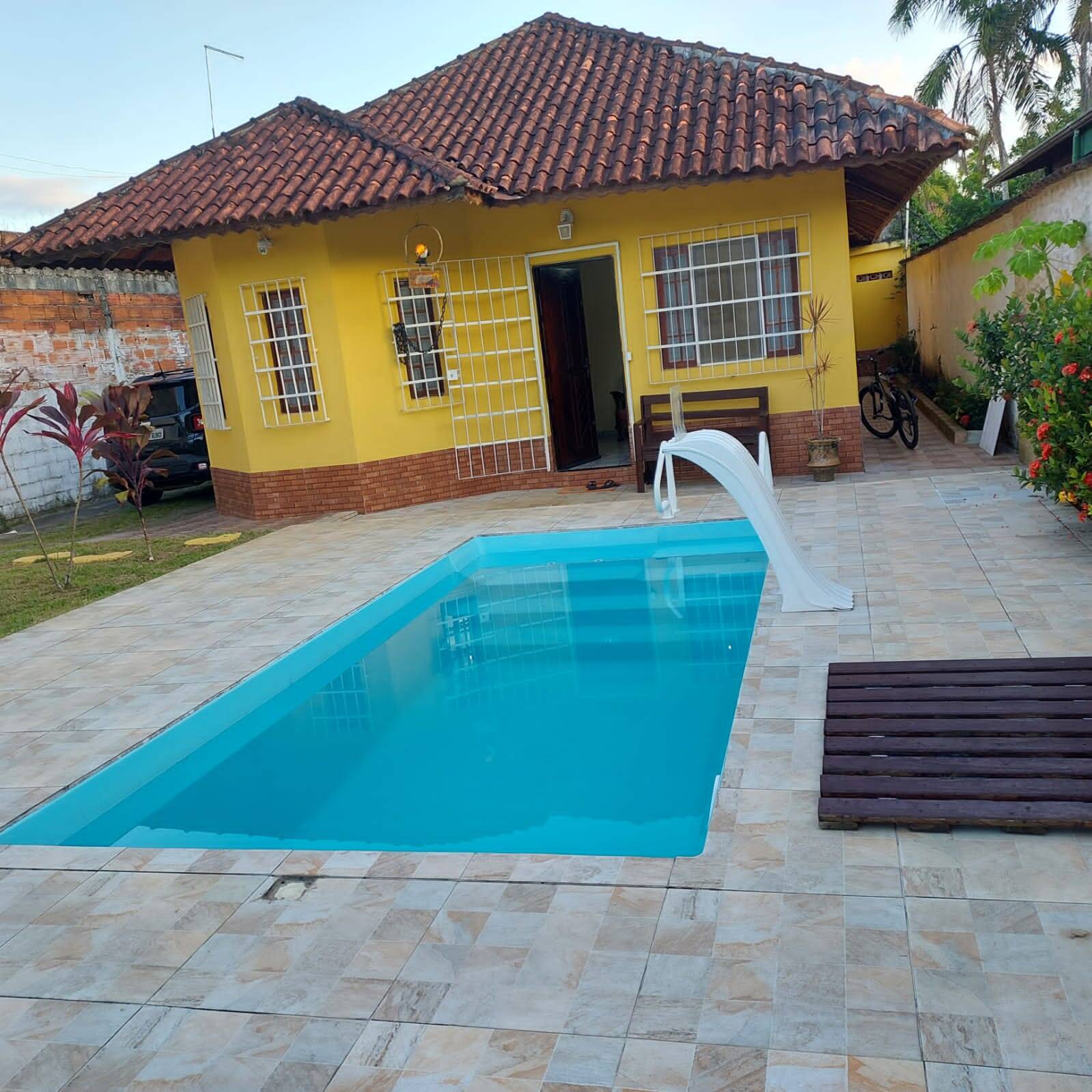 Casa à venda com 2 quartos, 130m² - Foto 1