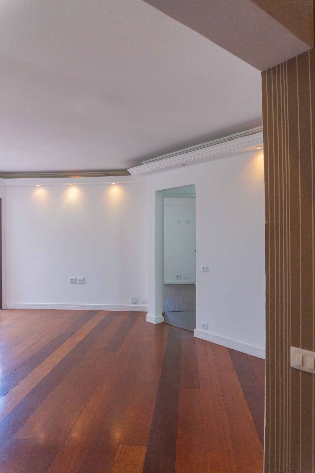 Apartamento à venda com 3 quartos, 88m² - Foto 3