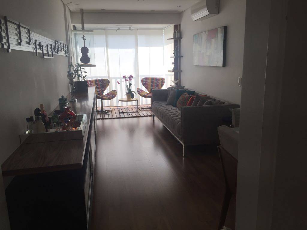 Apartamento à venda com 3 quartos, 70m² - Foto 4