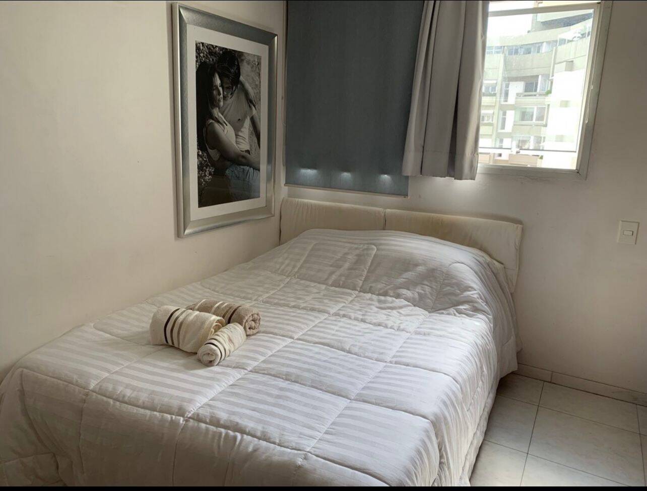 Apartamento para alugar com 3 quartos, 150m² - Foto 12