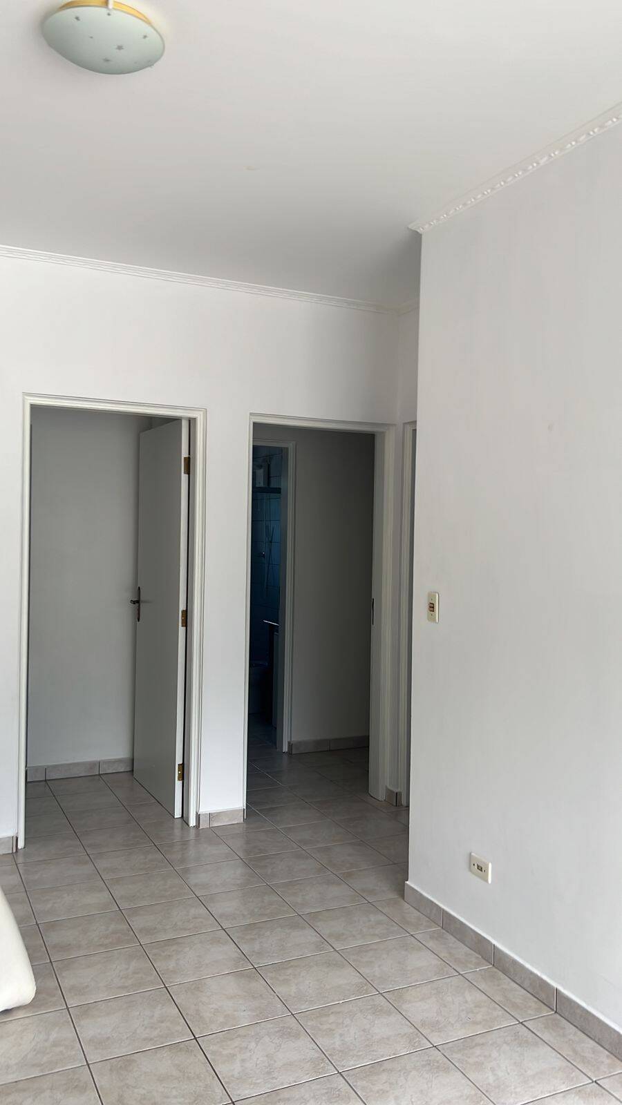 Casa à venda com 6 quartos, 650m² - Foto 6