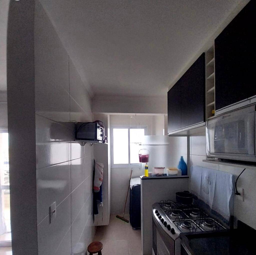 Apartamento à venda com 2 quartos, 72m² - Foto 9